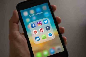 Social-Media-Tracy-Le-Blanc-Pexels
